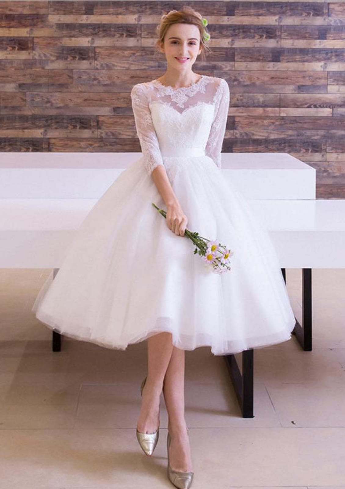 3/4 Sleeve Calf Length Lace Tulle Ball Gown Short Wedding Dress 3/4 Sleeve Calf Length Lace Tulle Ball Gown Short Wedding Dress