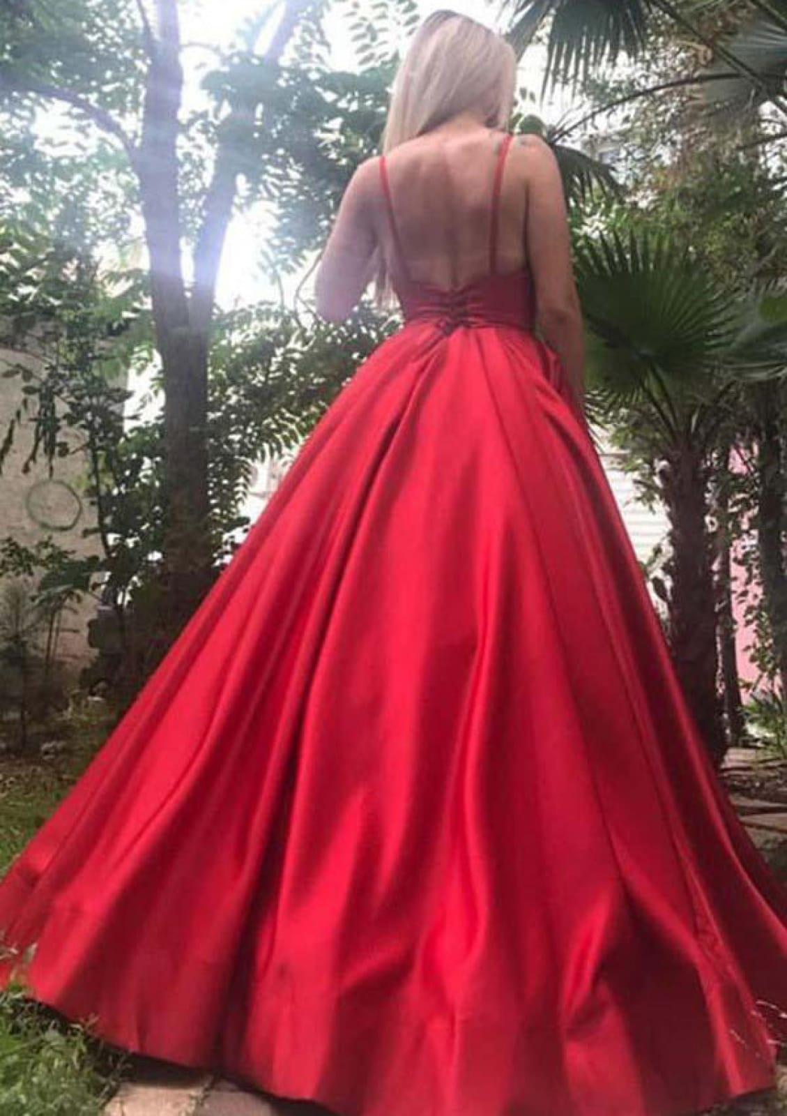 Sexy Ball Gown V Neck Spaghetti Strap Backless Long Royal
