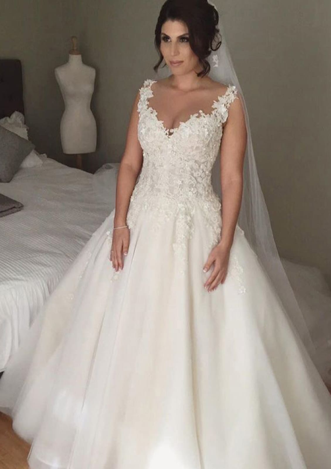 Ball Gown Sleeveless V Neck Sheer Back Organza Long Bridal