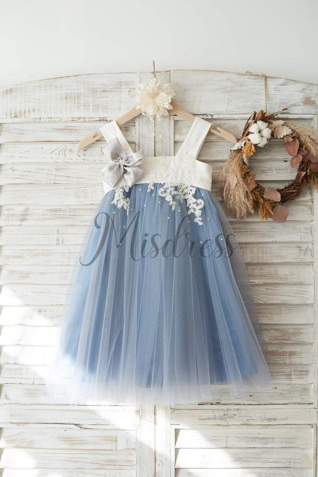 Boho Beach Dusty Gray Tulle Beaded Lace Wedding Flower Girl Dress 1T --- Chest = 20 inches/ Waist = 19 inches/ Hollow to knee = 20.5 inches Boho Beach Dusty Gray Tulle Beaded Lace Wedding Flower Girl Dress 1T --- Chest = 20 inches/ Waist = 19 inches/ Hollow to knee = 20.5 inches