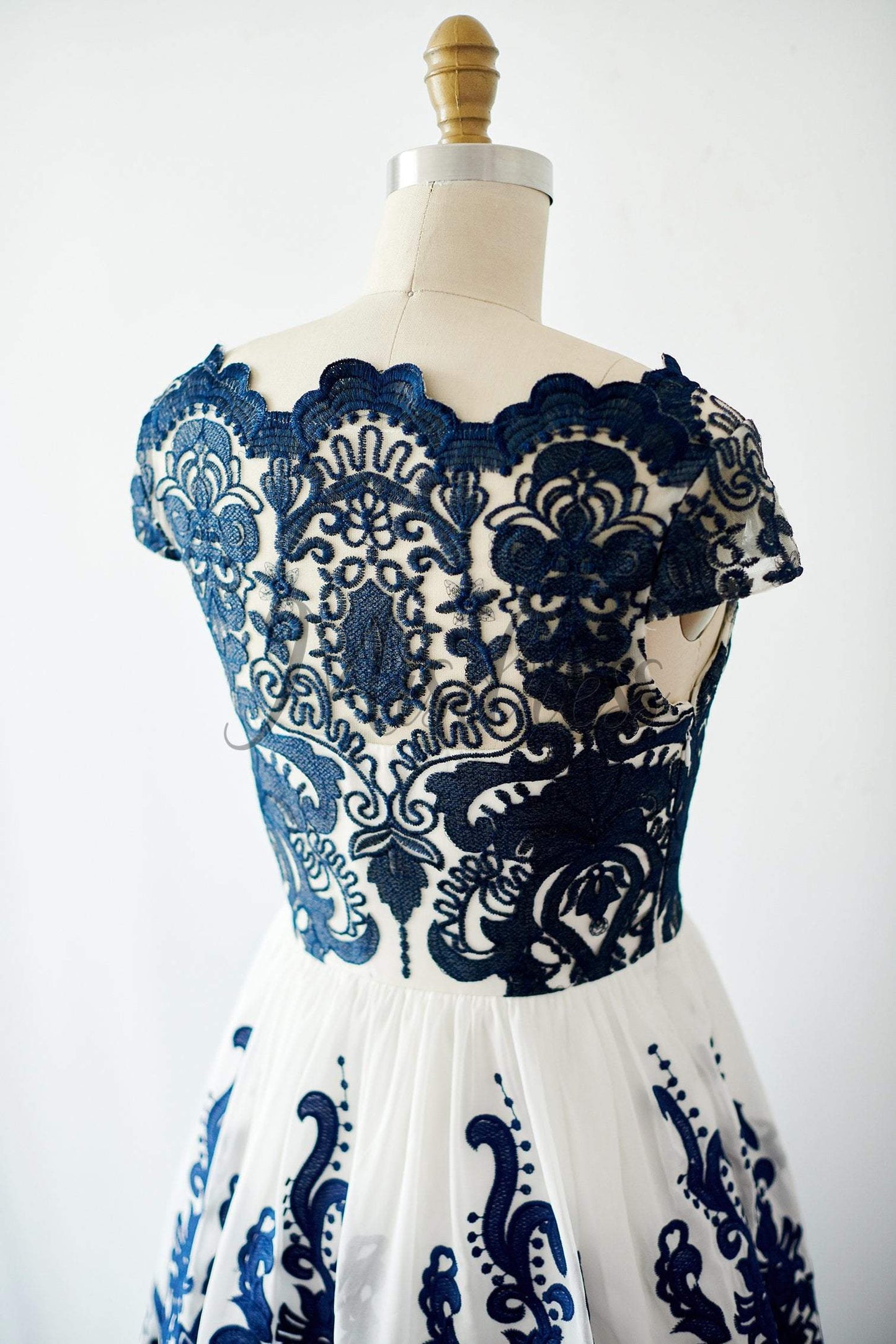 Cap Sleeves Navy Blue Lace Chiffon Wedding Bridesmaid Dress Evening Dress In Tea Length - Bridesmaid Dresses