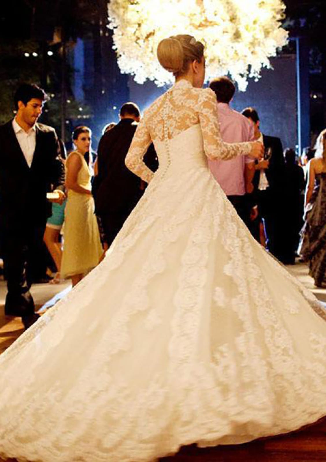 Ball Gown Scalloped Neck Full Sleeve Button Chapel Lace
