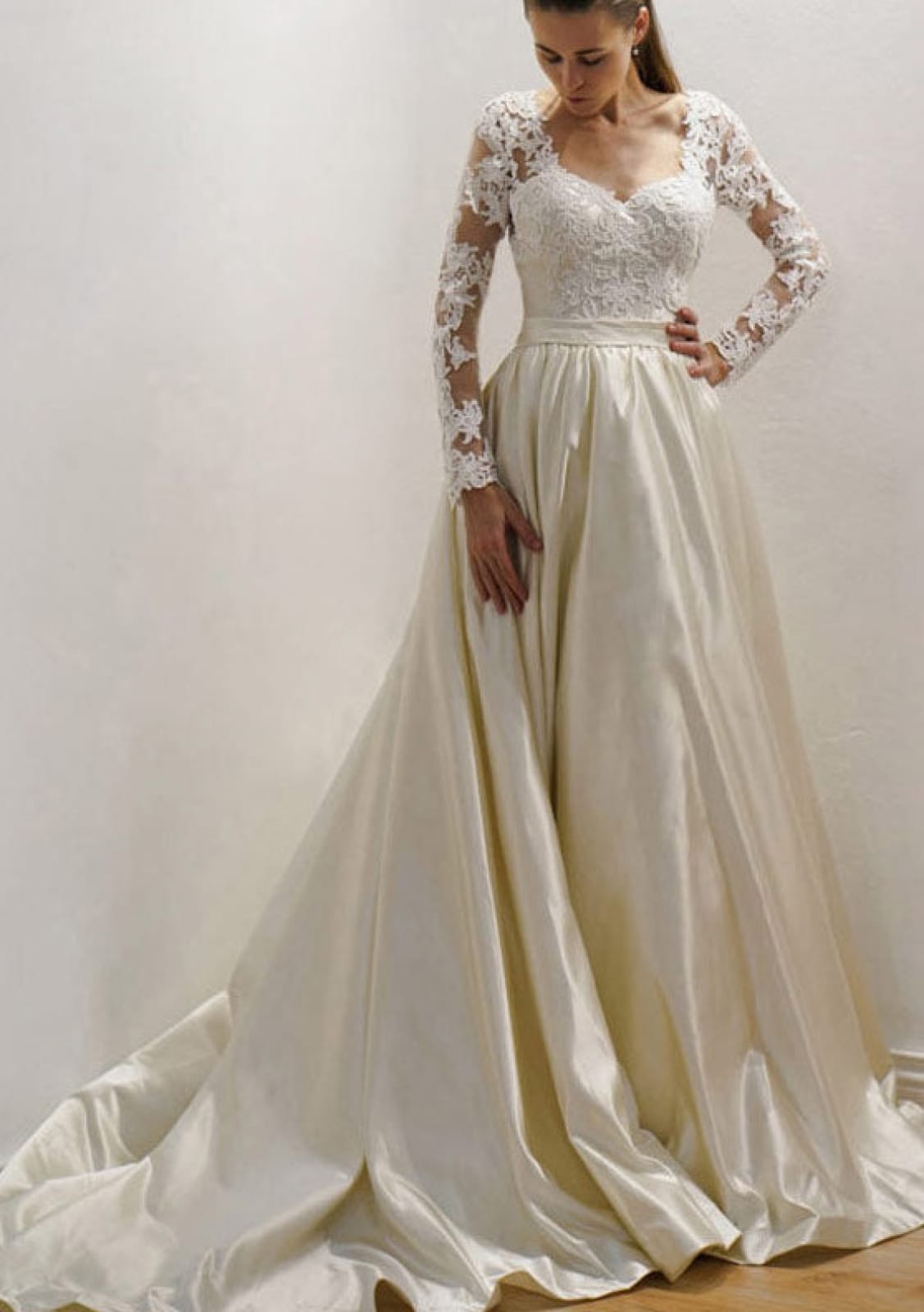 Elegant A-Line Bow Satin Dress with Pearl Champagne