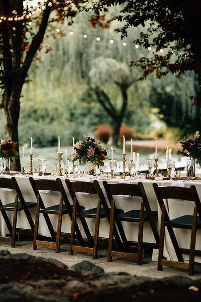 20 Earthly Toned Decor and Food Ideas for a Stylish Fall Garden Wedding