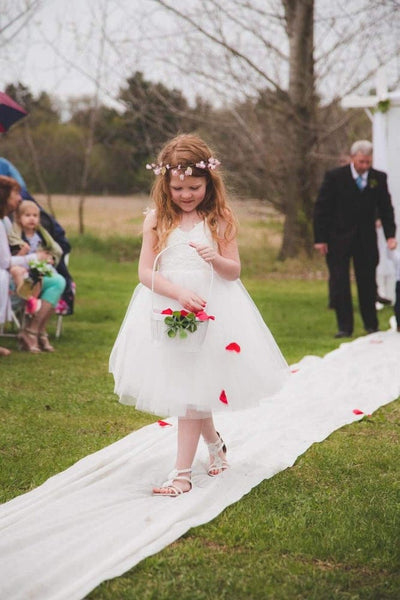 Adorable Flower Girl Dresses For Casual Backyard Wedding
