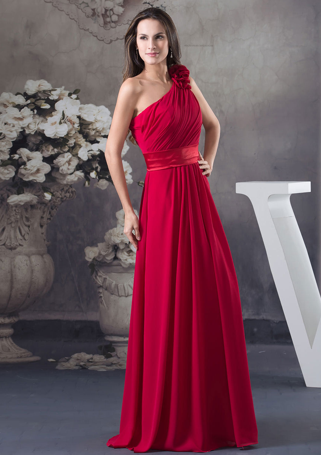 Vestido de dama de honor de chifón con corte en A, de un solo hombro, hasta el suelo, con flores plisadas
