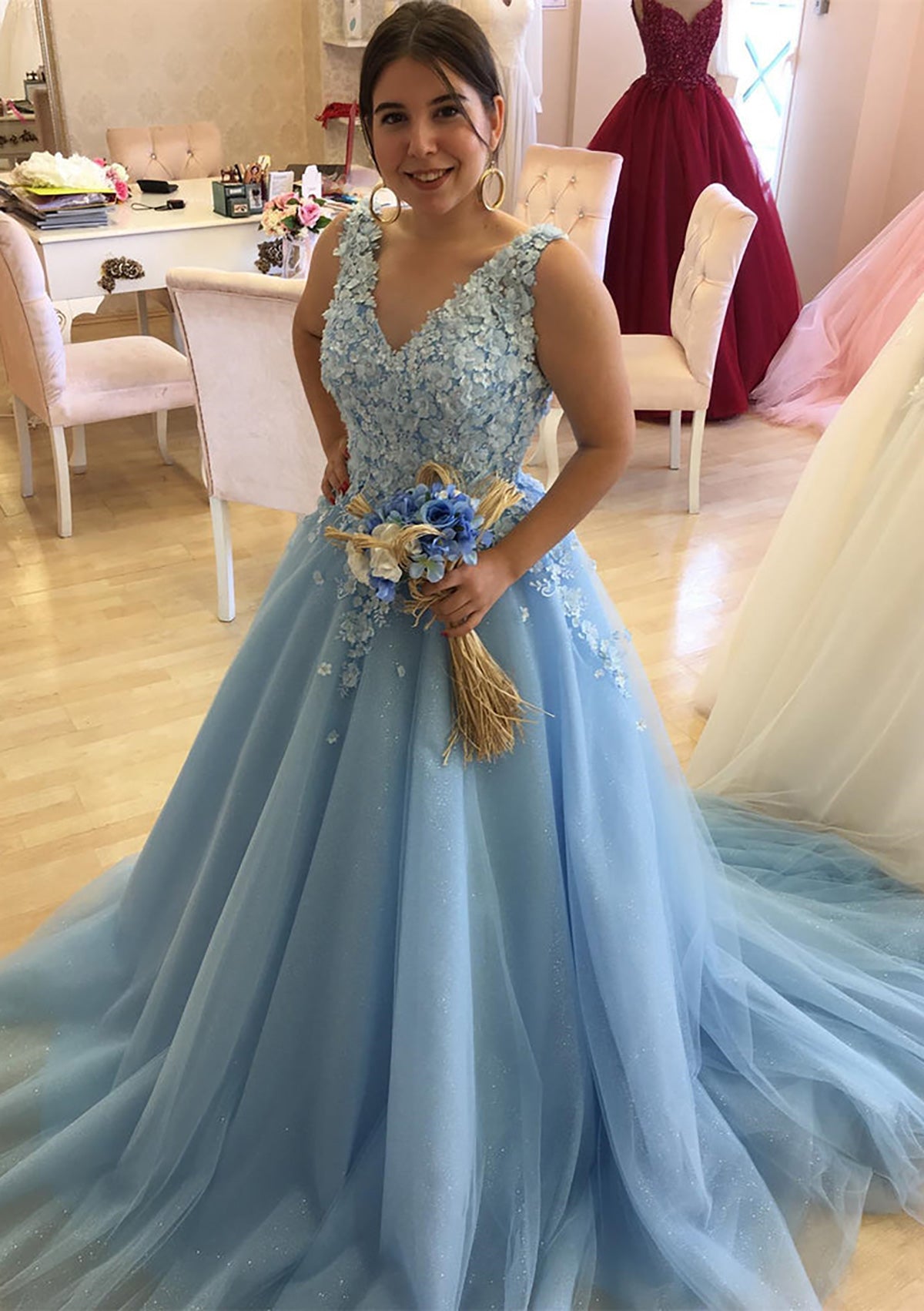 Princess Prom Dress V Neck Sleeveless 3D Flowers Glitter Tulle Court Train