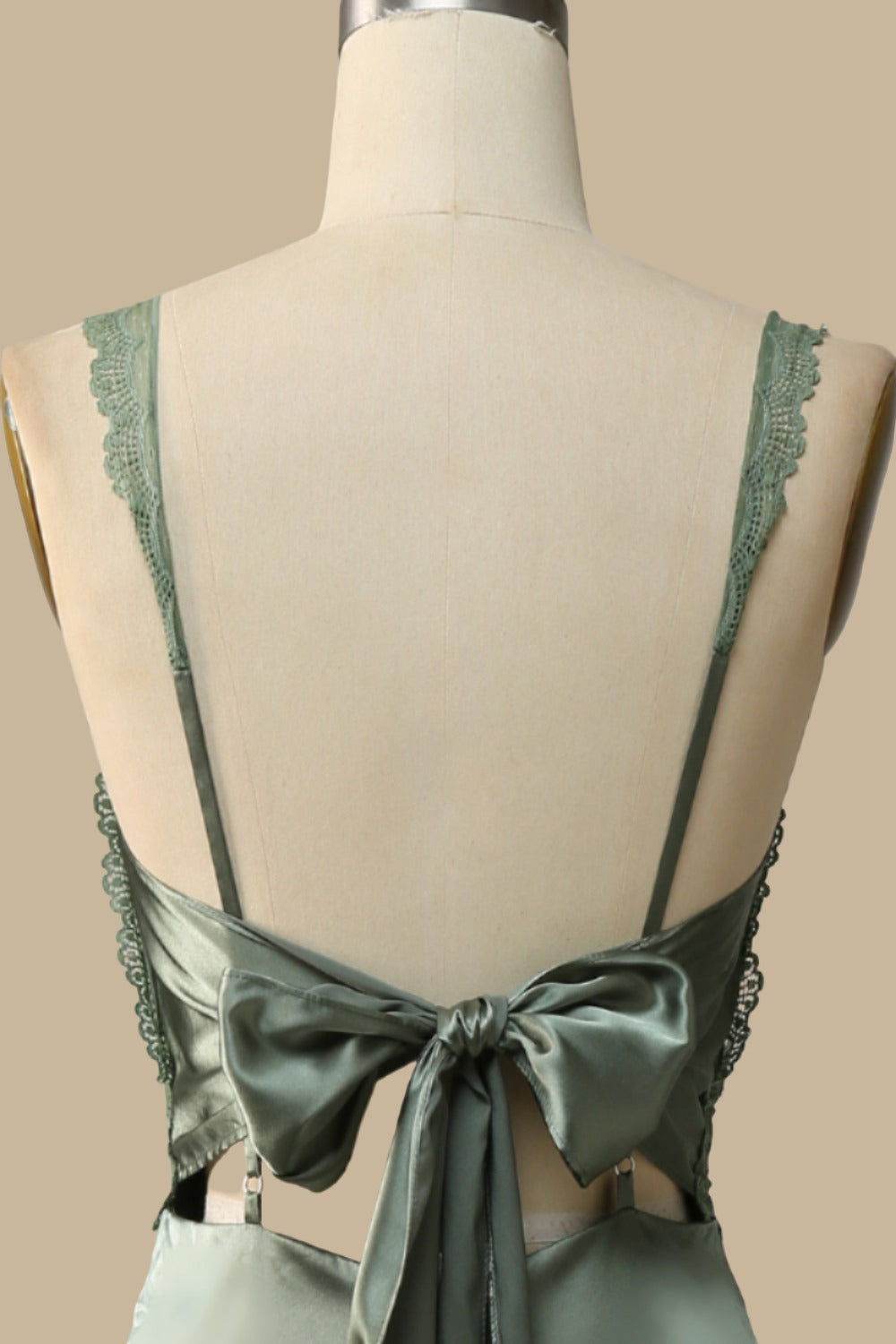 Elegant V-Neck Lace Tie-Back Maxi Dress for Special Occasions