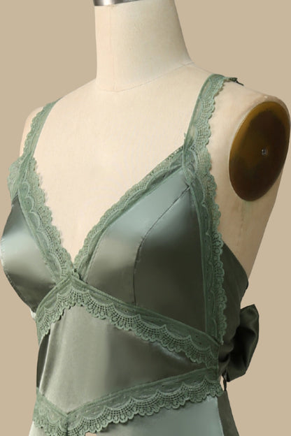 Elegant V-Neck Lace Tie-Back Maxi Dress for Special Occasions