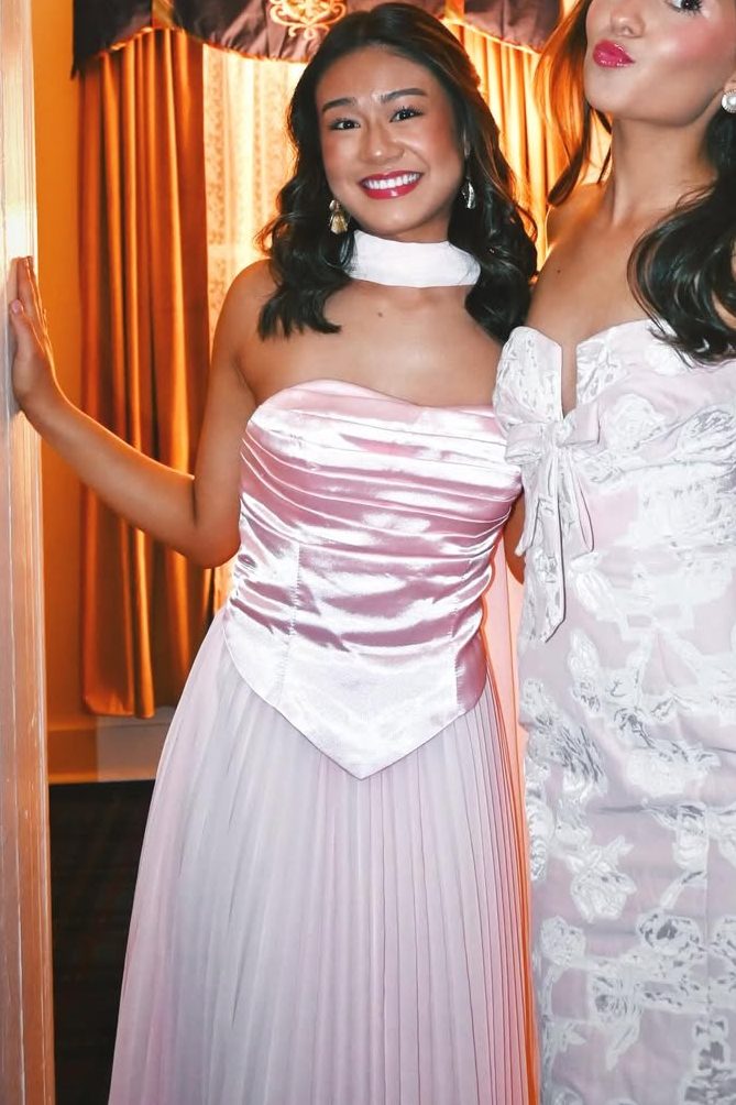 Pink A-Line Strapless Pleated Chiffon Evening Prom Gown