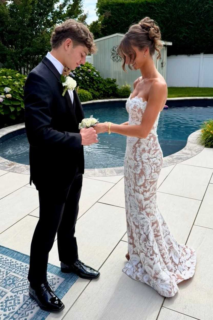 Strapless Lace Sleeveless Mermaid Long Formal Evening Gown