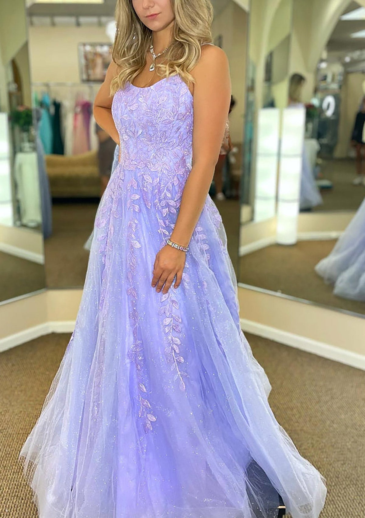 A-line Prom Dress Scoop Neck Spaghetti Straps Sweep Train Appliqued Tulle Glitter