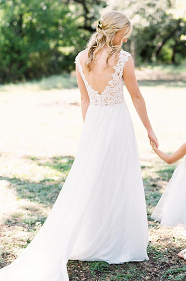 V back lace wedding dress