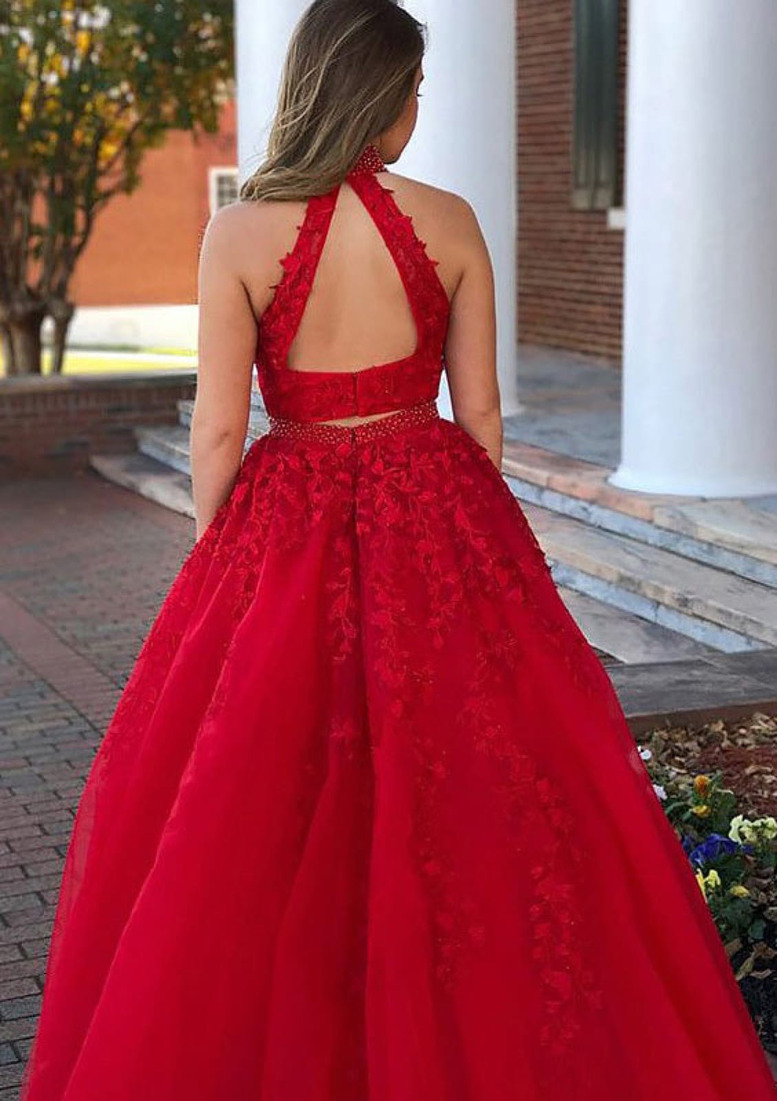 A-line/Princess High-Neck Sleeveless Long/Floor-Length Tulle