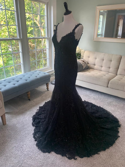 X Back V Neck Black Embroidered Lace Tulle Mermaid Wedding