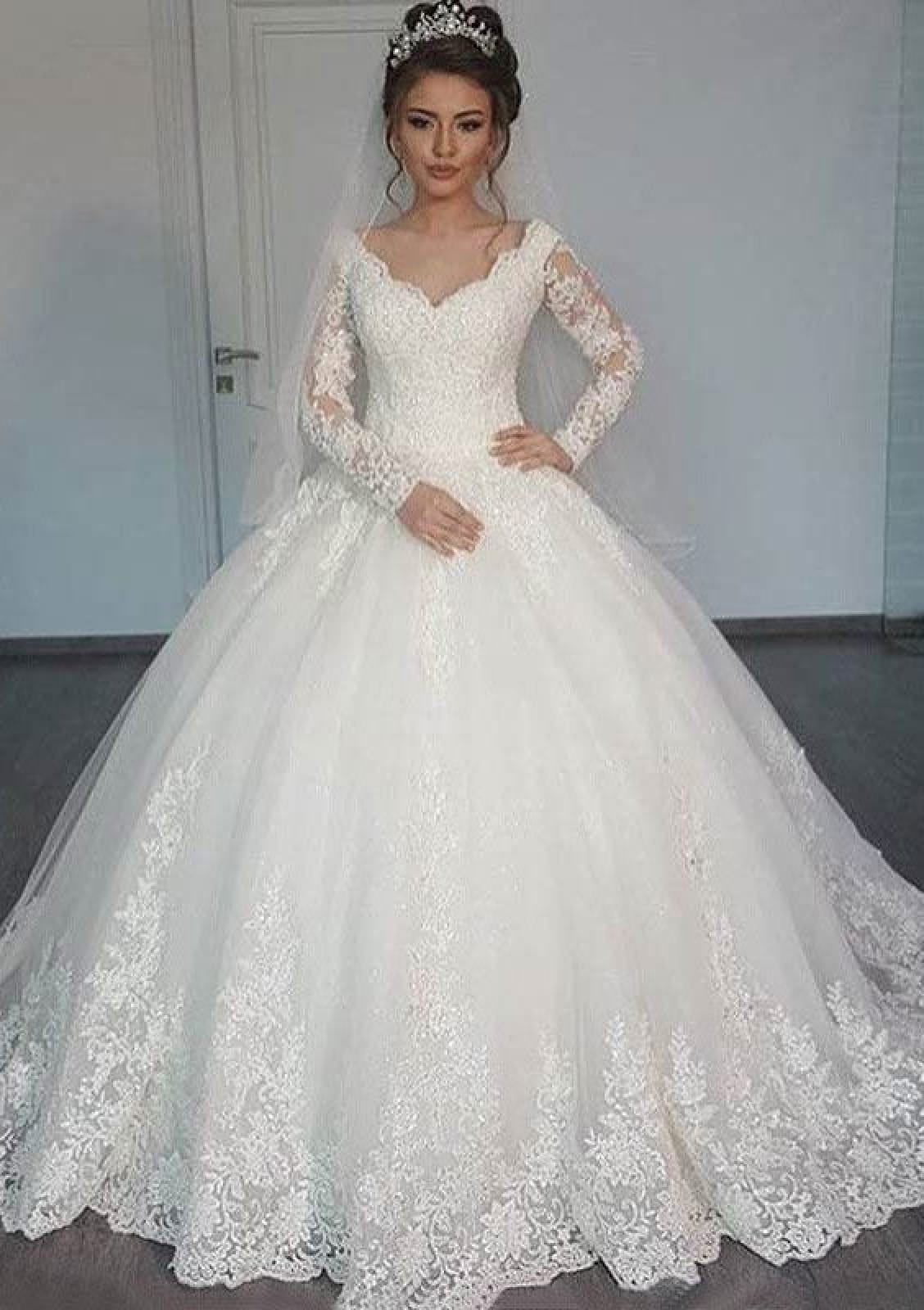 Ball Gown Queen Anne Neck Long Sleeve Lace Applique Tulle 