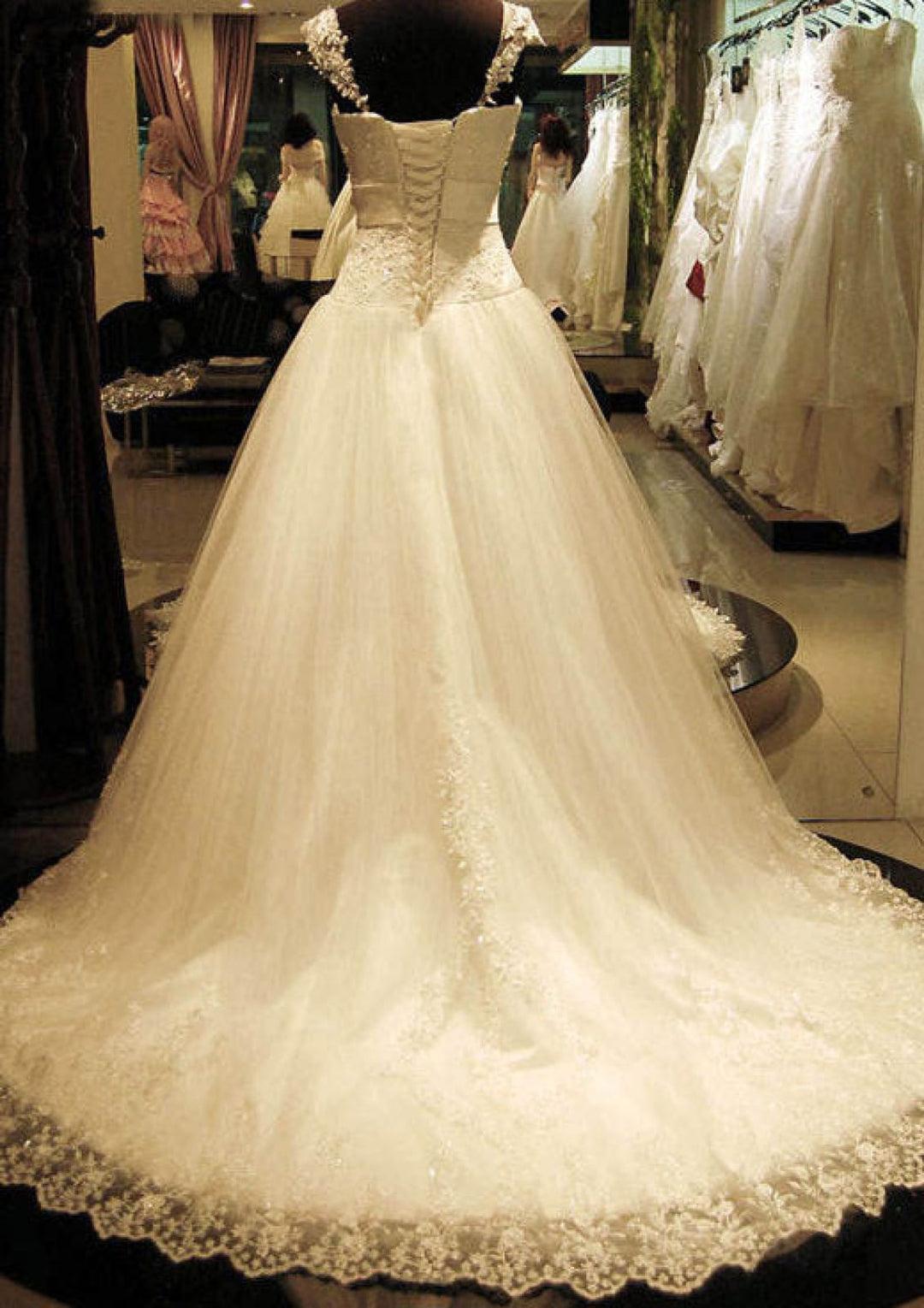 Ball Gown Square Neck Court Train Lace Tulle Dropped Waist Wedding Dress Ball Gown Square Neck Court Train Lace Tulle Dropped Waist Wedding Dress