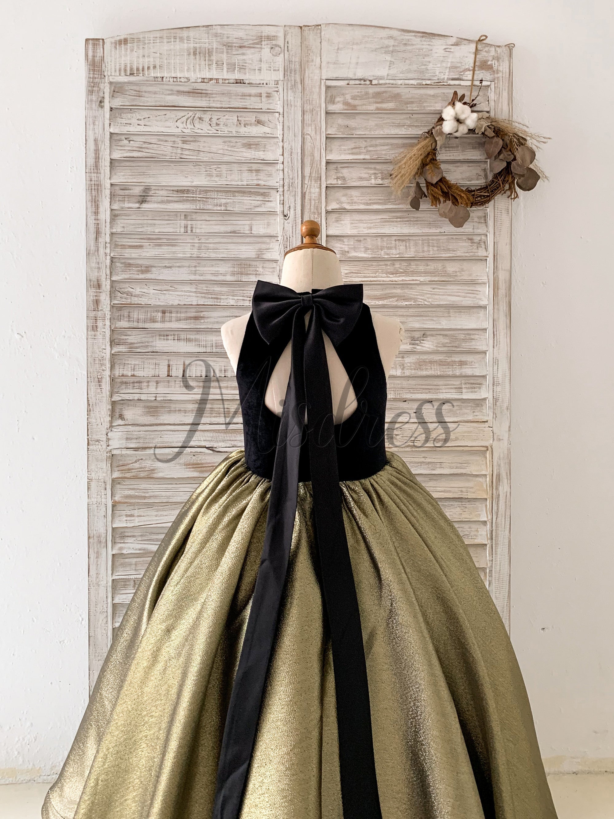 Black Velvet Gold Jacquard Keyhole Back Wedding Party Flower Girl Dres