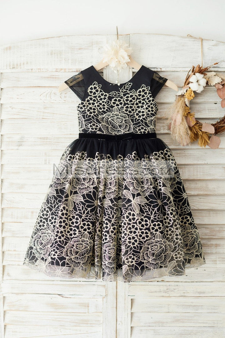 Cap Sleeves Gold Lace Black Tulle Wedding Party Flower Girl Dress 7T --- Chest = 26 inches/ Waist = 25 inches/ Hollow to knee = 27 inches
