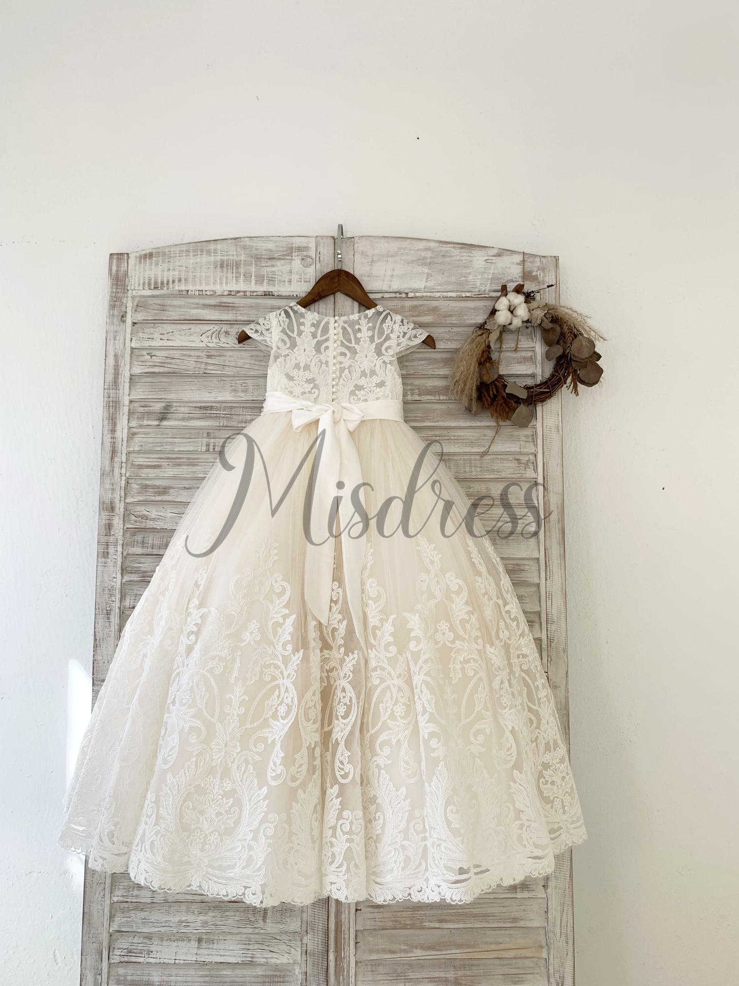 Cap Sleeves Lace Champagne Tulle Wedding Flower Girl Dress Kids Party Dress with Beaded Belt
