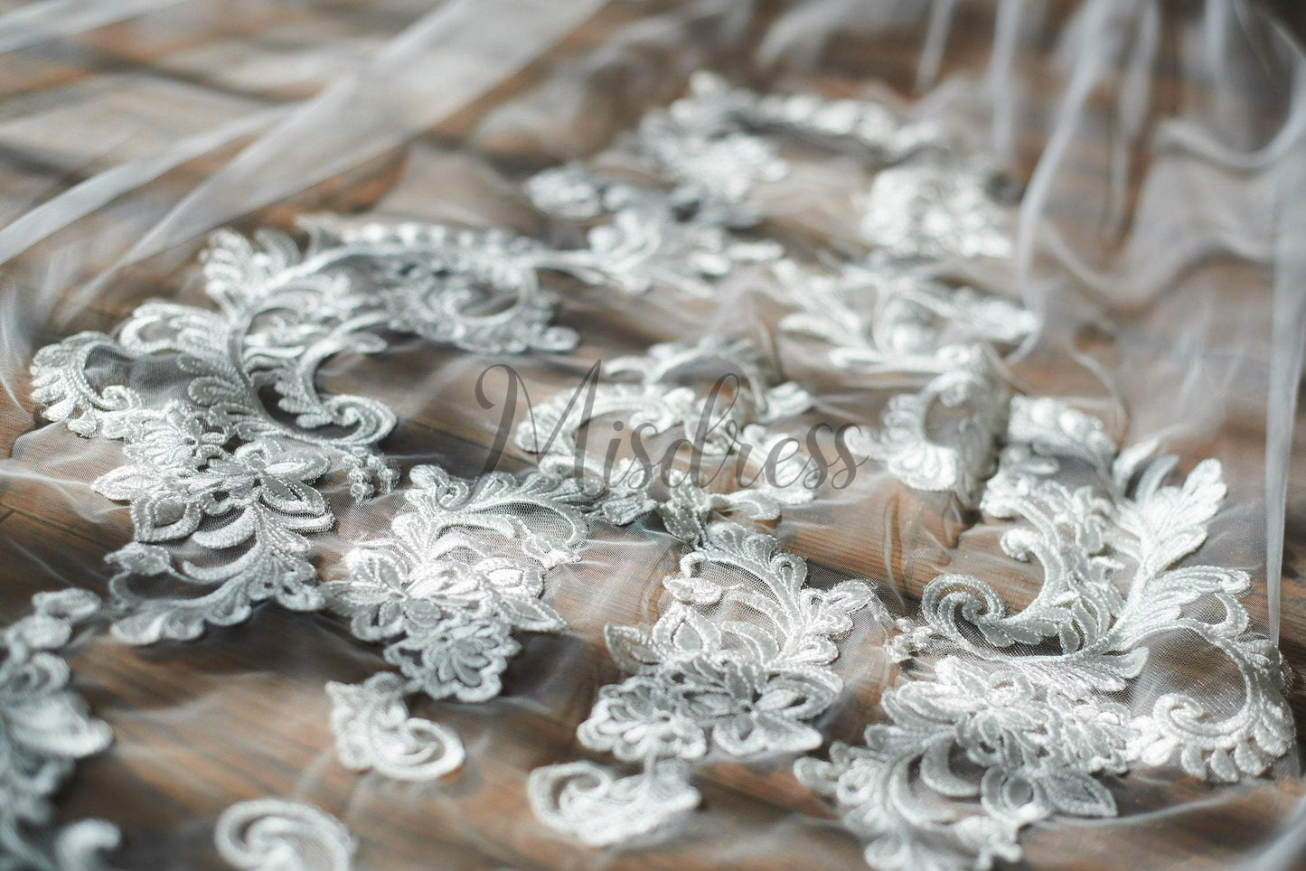 Cathedral Long Tulle Lace Appliques Wedding Veil Bridal Veil - Wedding Veils
