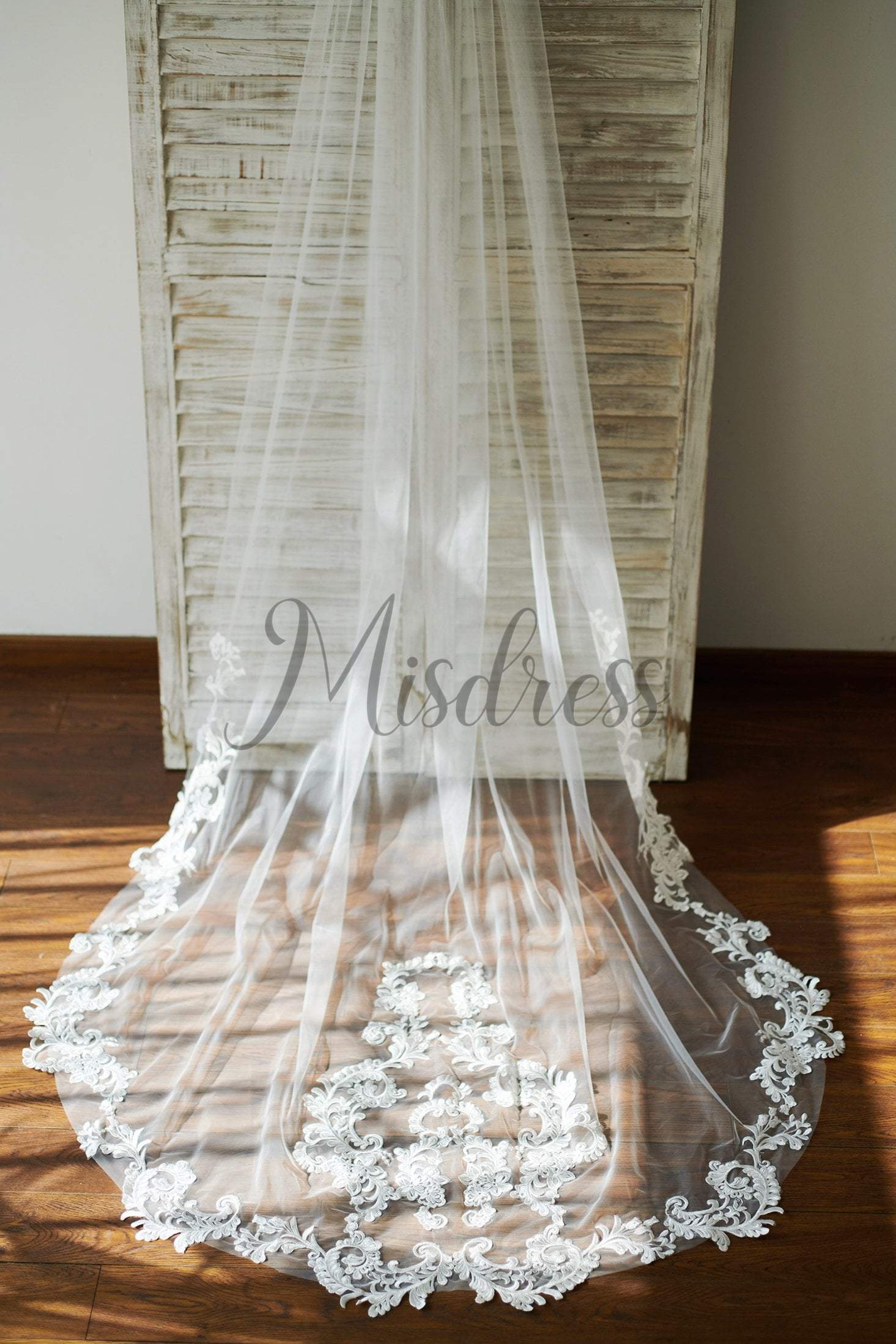 Cathedral Long Tulle Lace Appliques Wedding Veil Bridal Veil - Wedding Veils