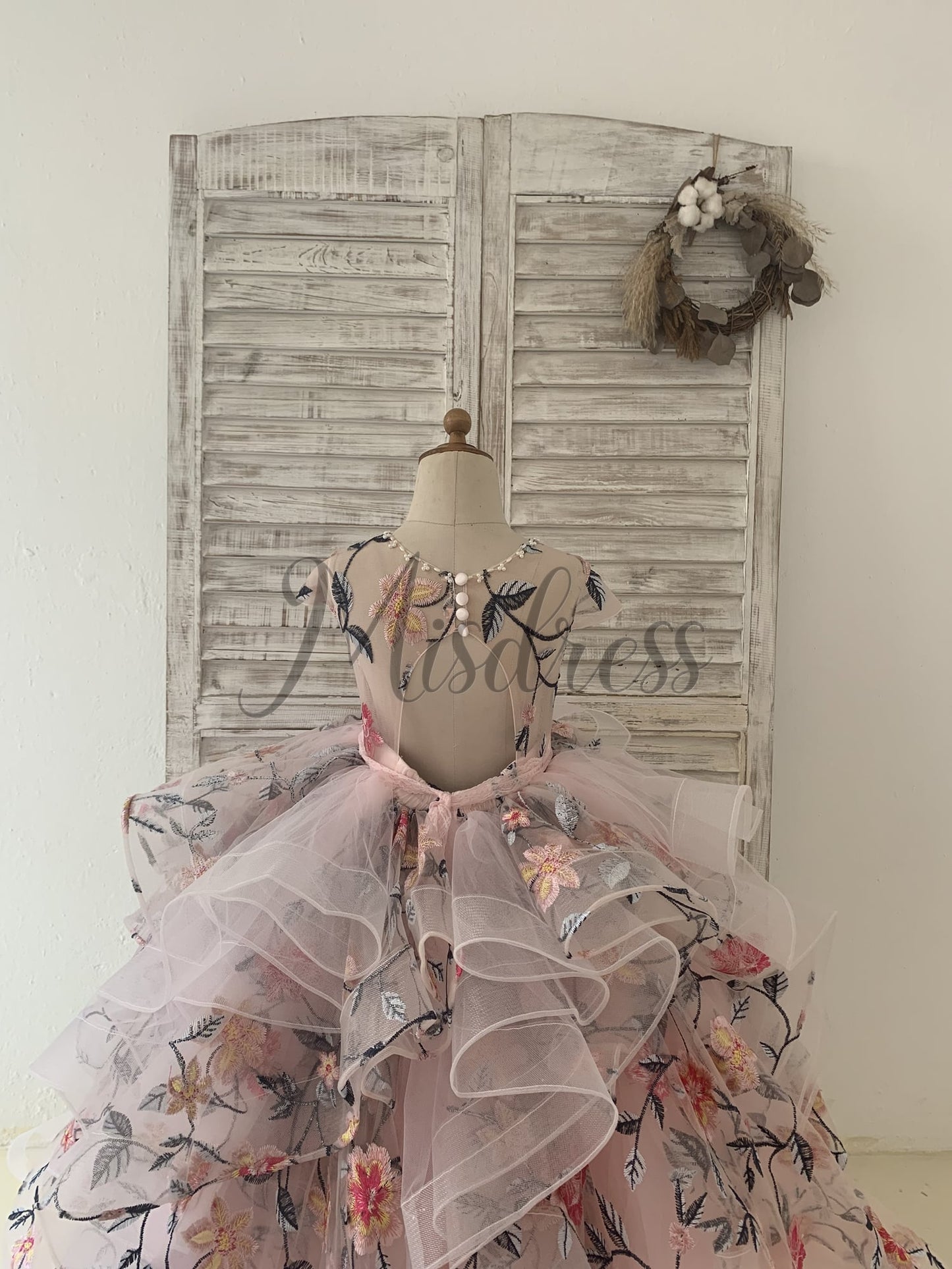 Embroidery Lace Tulle Cap Sleeves Keyhole Back Wedding Flower Girl Dress Kids Party Dress