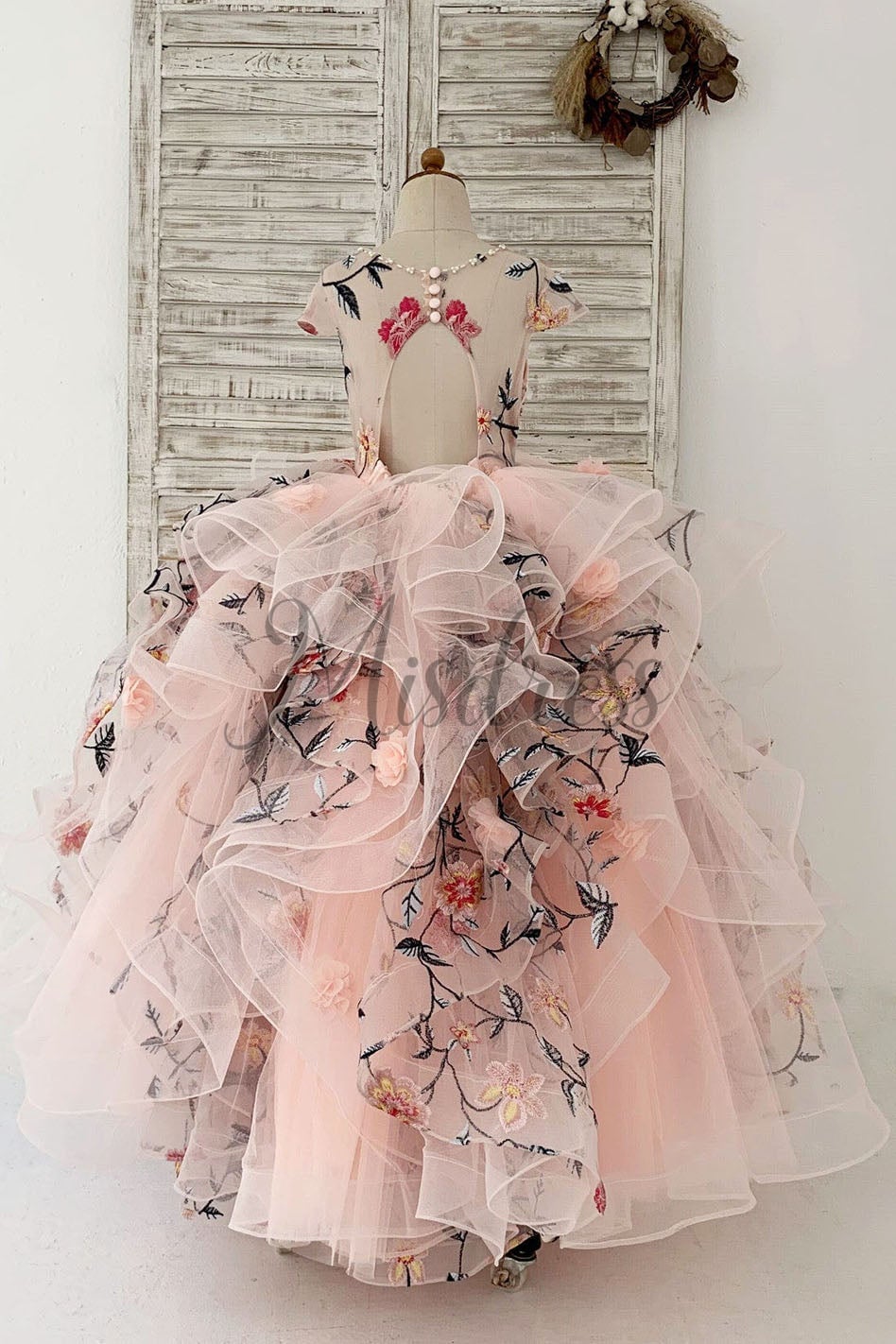 Ball Gown Embroidery Lace Tulle Cap Sleeves Keyhole Back Wedding Flower Girl Dress Kids Party Dress