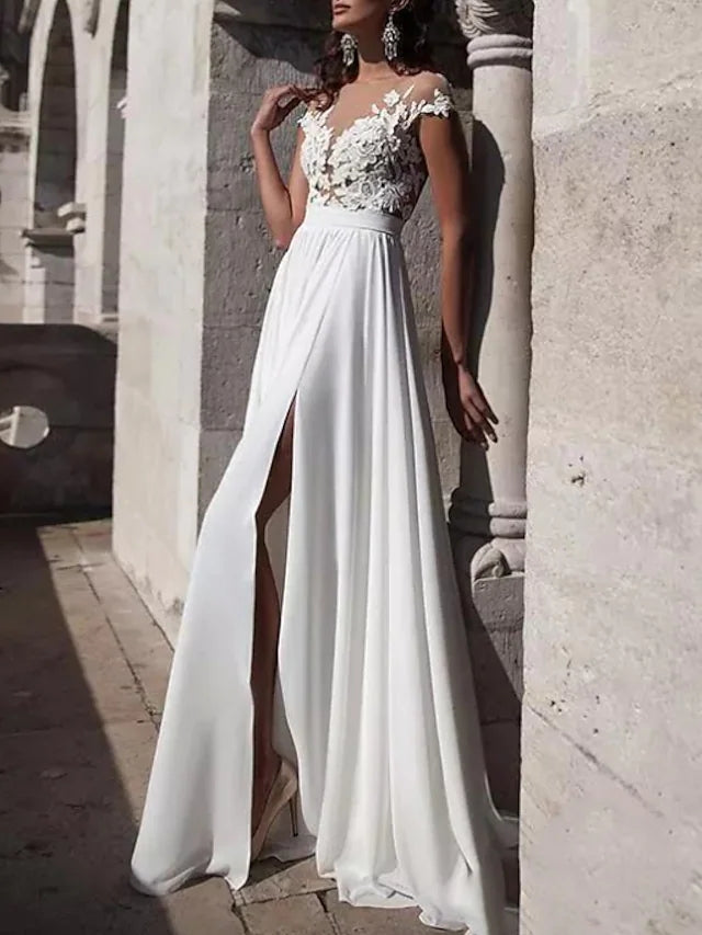 Vestido de Novia de Encaje y Satén con Abertura, Corte A, Cola Barrida, Manga Casquillo y Escote Barco para Playa