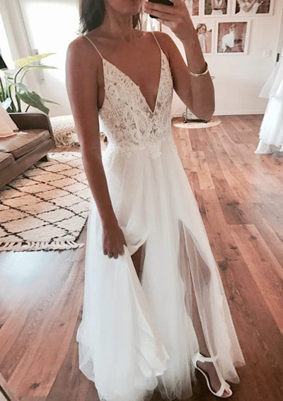 A-line V Neck Spaghetti Strap Tulle Wedding Dress Lace Split