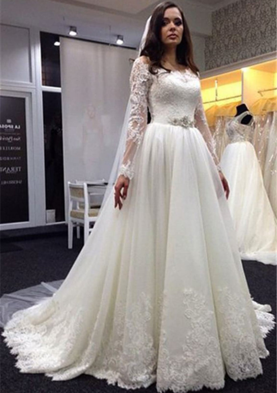 A-Line Scalloped Bateau Lace Tulle Long Sleeve Wedding Dress A-Line Scalloped Bateau Lace Tulle Long Sleeve Wedding Dress