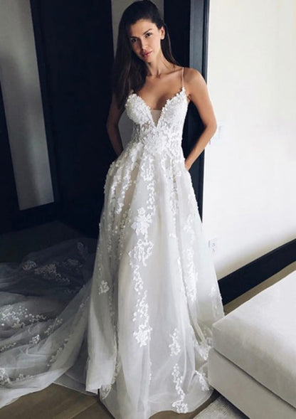 A-line Spaghetti Straps V Back Court Train Tulle Wedding 
