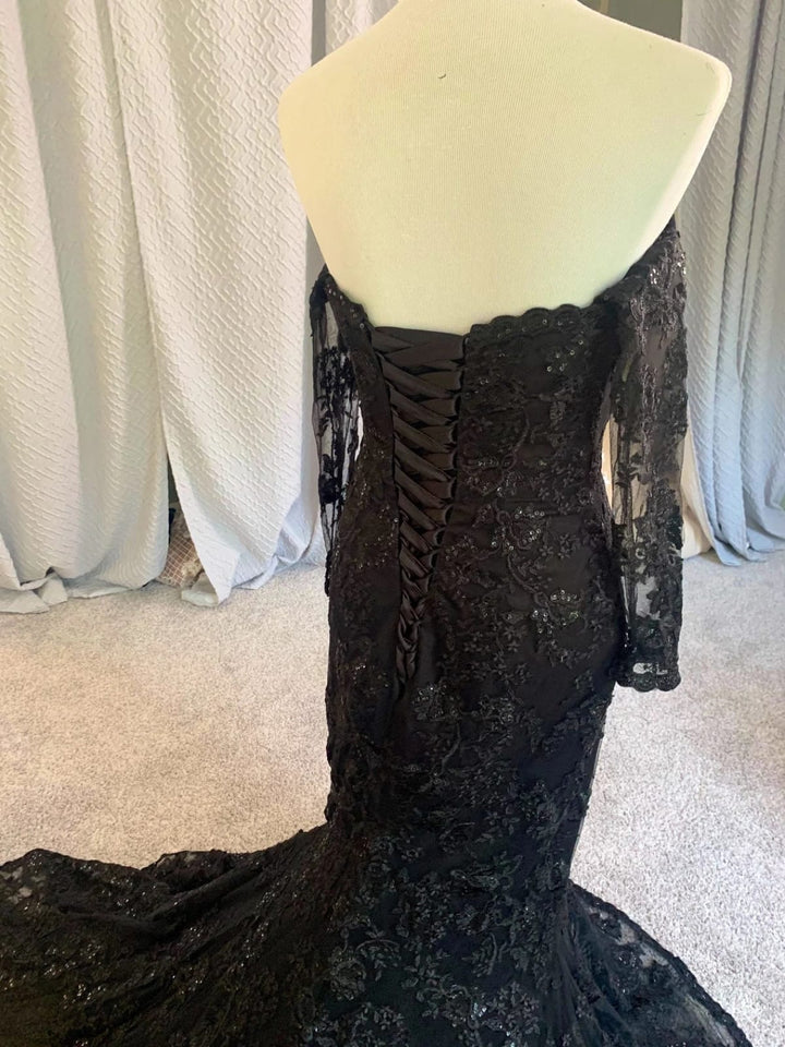 chinese dress ladies Mermaid Lace 3 in 1 Black Wedding Dress, Cape Veil, Removable Sleeves