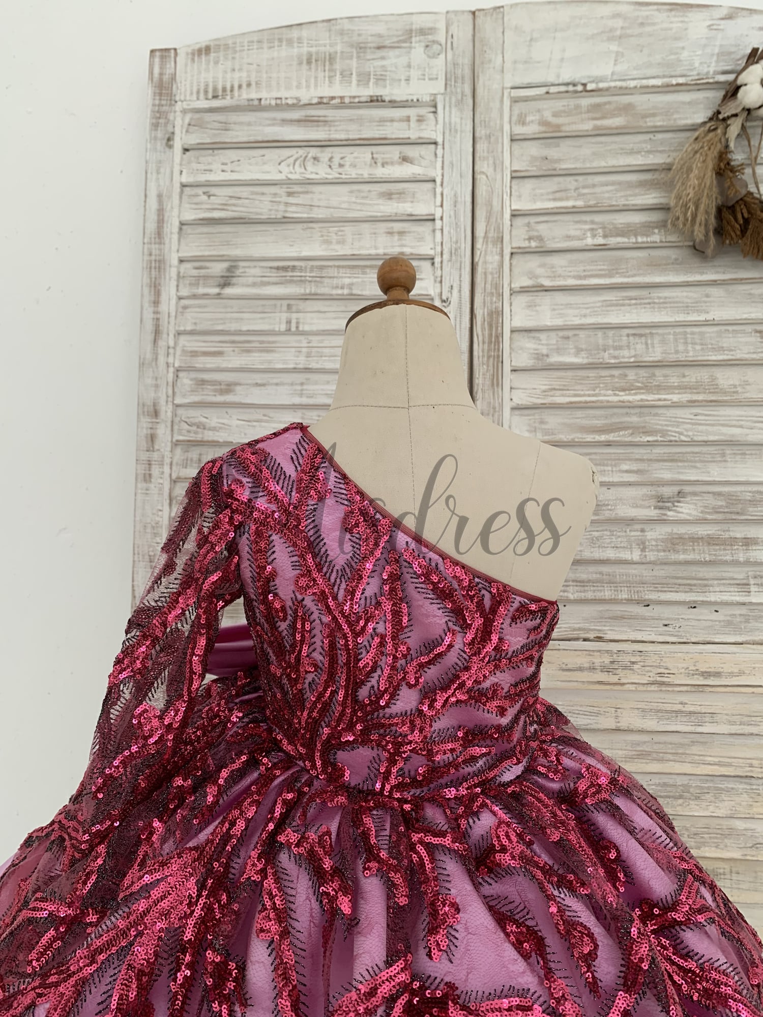 One Shoulder Single Sleeves Fuchsia Sequin Satin Wedding Flower Girl Dress Kids Birthday Party Dress