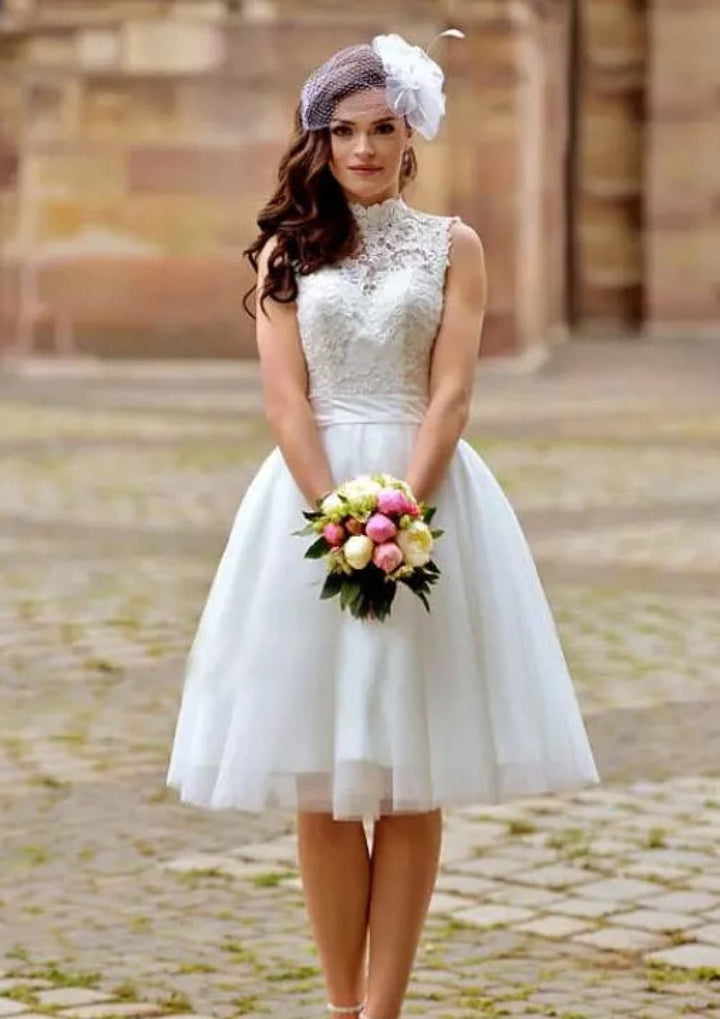 Princess High-Neck Sleeveless Keyhole Knee-Length Lace Tulle Bridal Dr