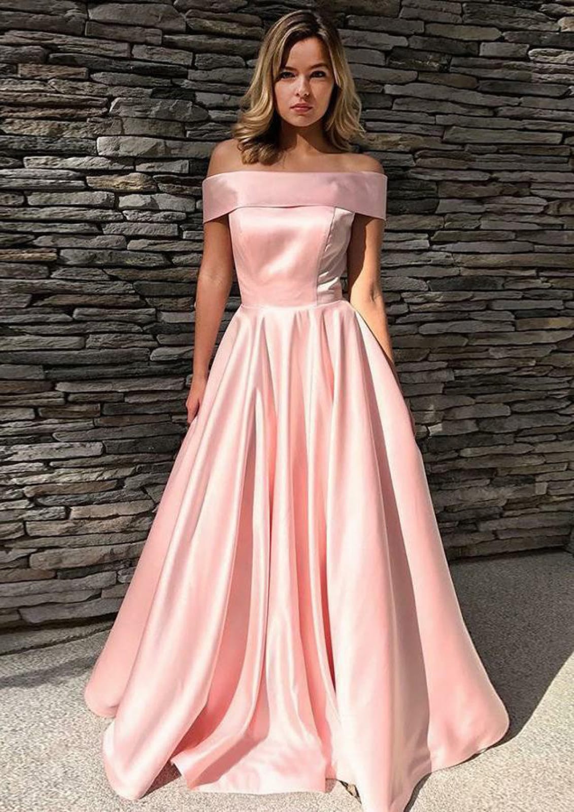 A-line/Princess Off-the-Shoulder Sleeveless Sweep Train